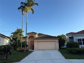 964 Tanglewood Cir in Weston, FL - Building Photo