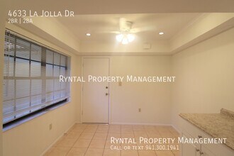 4633 La Jolla Dr in Bradenton, FL - Building Photo - Building Photo