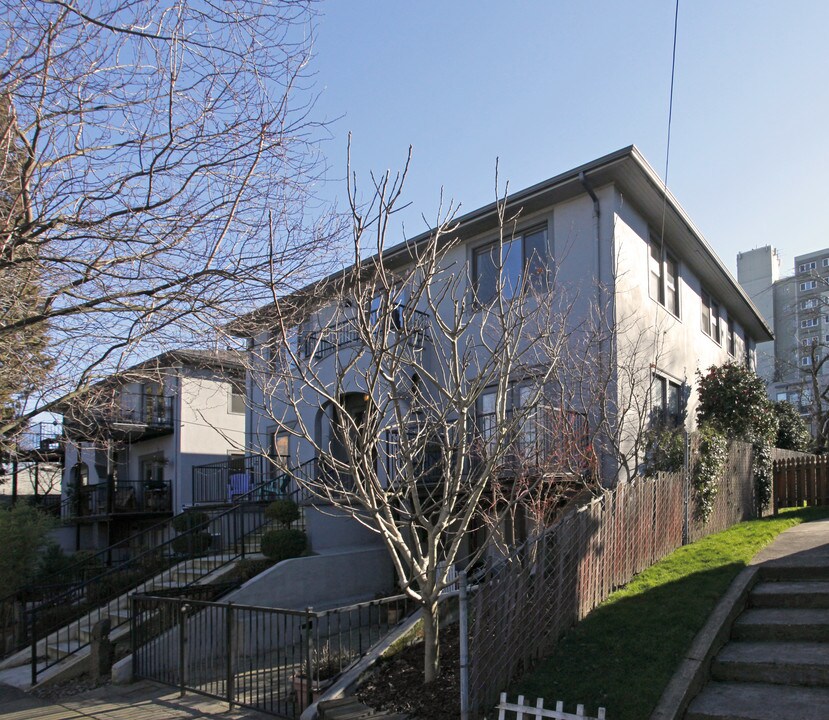 2024-2034 NW Overton St in Portland, OR - Building Photo