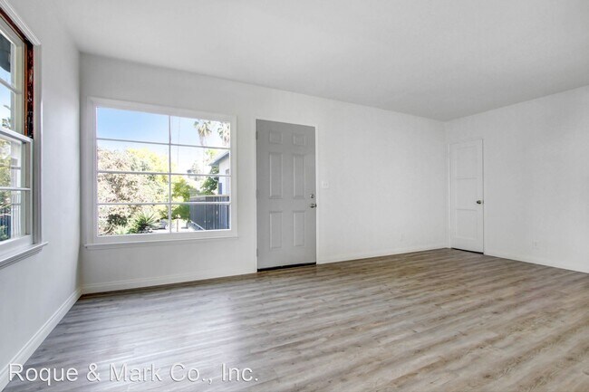 1034 5th St in Santa Monica, CA - Foto de edificio - Building Photo