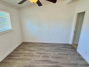 2028 W Oldfield St in Lancaster, CA - Building Photo - Building Photo