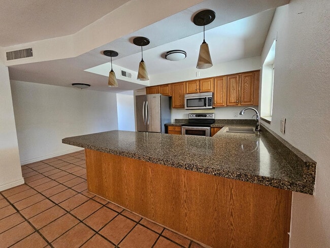5129 E Poinsettia Dr in Scottsdale, AZ - Building Photo - Building Photo