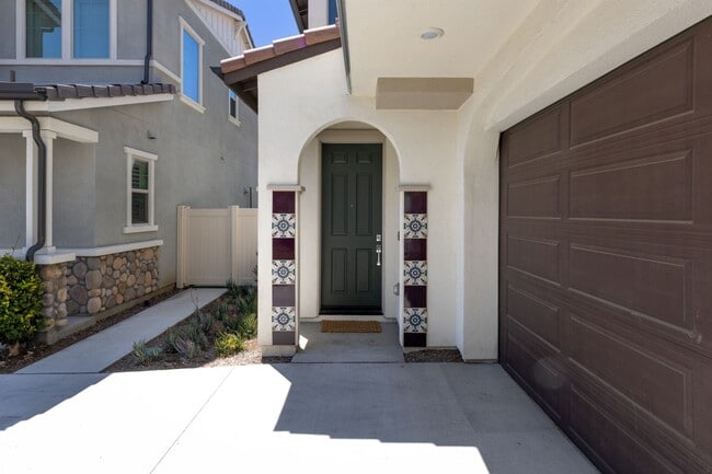 7351 Wisteria Ln in Whittier, CA - Building Photo - Building Photo