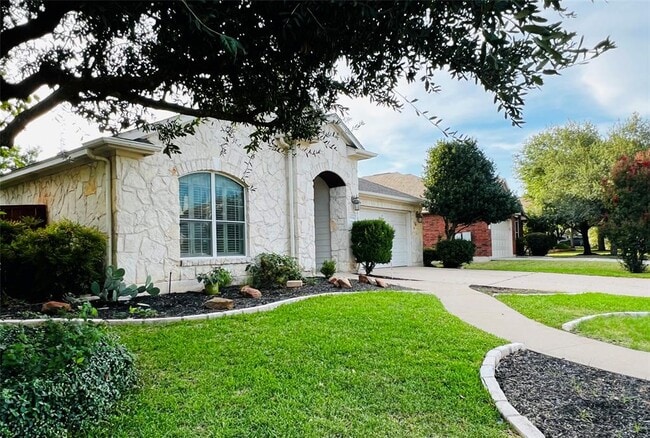 property at 9500 Castle Pines Dr