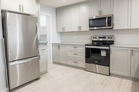 1437 Cherniak Way SW in Edmonton, AB - Building Photo - Building Photo