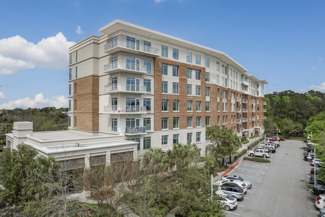 Tides IV in Mount Pleasant, SC - Foto de edificio