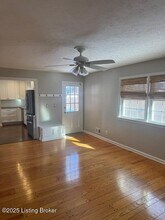 9100 Trentham Ct in Louisville, KY - Building Photo - Building Photo