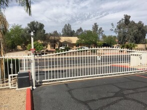 10401 N 52nd St in Paradise Valley, AZ - Building Photo - Building Photo