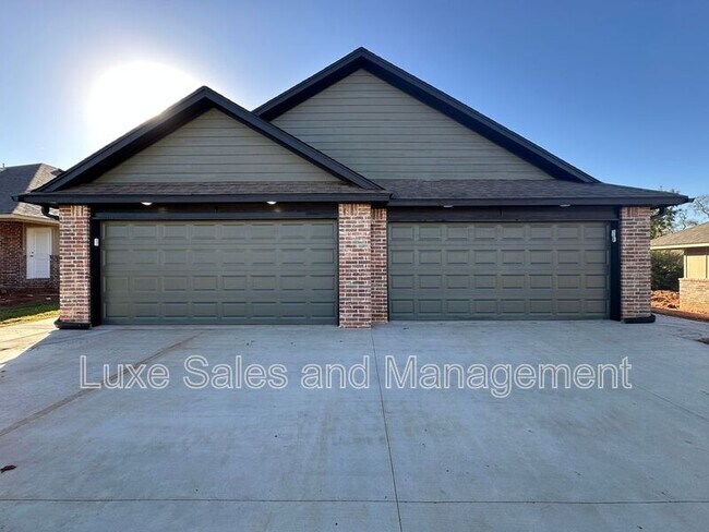 property at 11505 Mackenzie Wy
