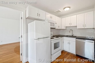 134 Summer St, Unit #32 in Malden, MA - Foto de edificio - Building Photo