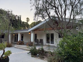 16248 Darcia Pl in Los Angeles, CA - Building Photo - Building Photo