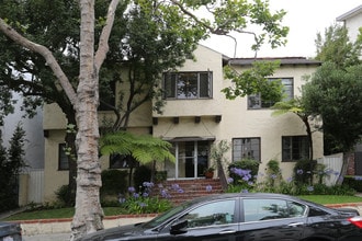 149 S Oakhurst Dr in Beverly Hills, CA - Building Photo - Building Photo