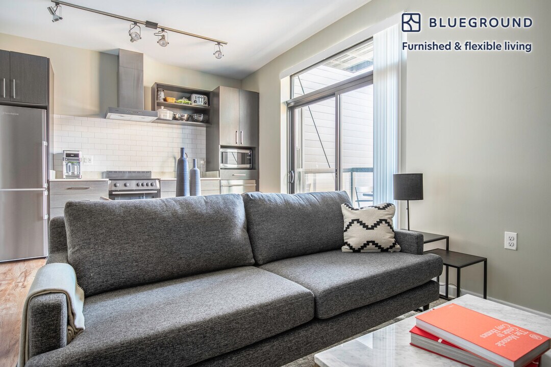1011 4th St NW-Unit -FL5-ID196 in Washington, DC - Building Photo