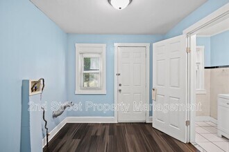 33 Oak St in Trenton, NJ - Building Photo - Building Photo