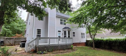 8 Holly Springs Ln in Greensboro, NC - Building Photo - Building Photo