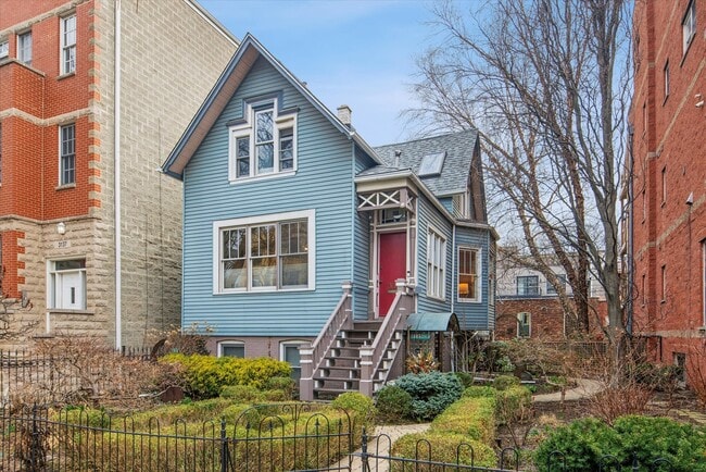 property at 3135 N Seminary Ave