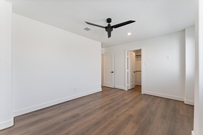 property at 2753 Sunny Briar Dr