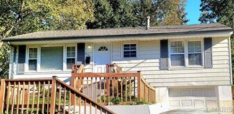 5636 Sapphire Ave in Jennings, MO - Building Photo