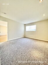 860 S Ardmore Ave, Unit 210 in Los Angeles, CA - Building Photo - Building Photo