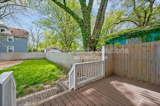 4616 Ward St in Cincinnati, OH - Building Photo - Building Photo