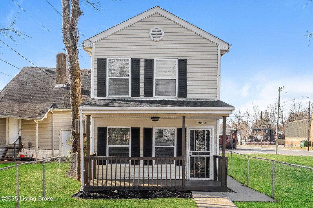 3125 Greenwood Ave in Louisville, KY - Building Photo