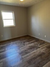 5017 Inskip Rd in Knoxville, TN - Building Photo - Building Photo