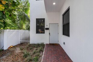 1544 NW 59th St in Miami, FL - Building Photo