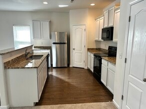 1624 Allegheny Dr in Gastonia, NC - Foto de edificio - Building Photo