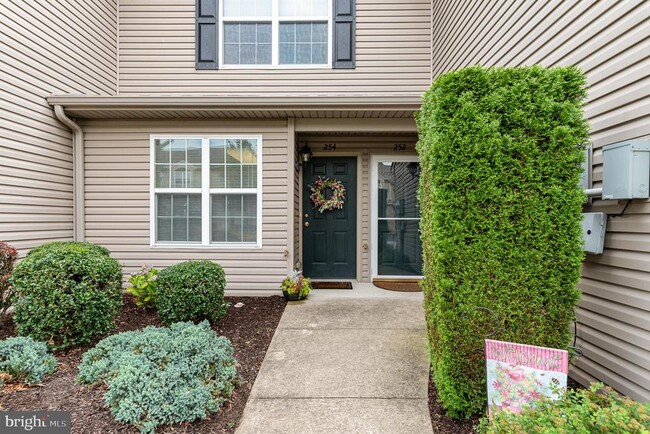 254 Thrush Dr in Hummelstown, PA - Building Photo - Building Photo