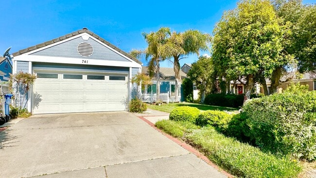 property at 741 Sunningdale Dr