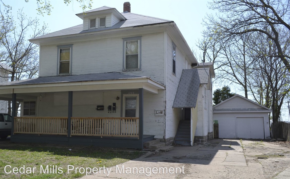 1723 N Holyoke St in Wichita, KS - Building Photo
