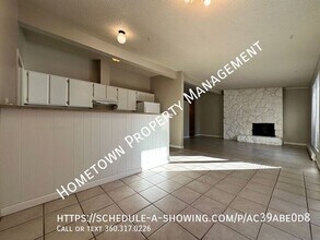 613 Primrose Ln SE in Tumwater, WA - Foto de edificio - Building Photo