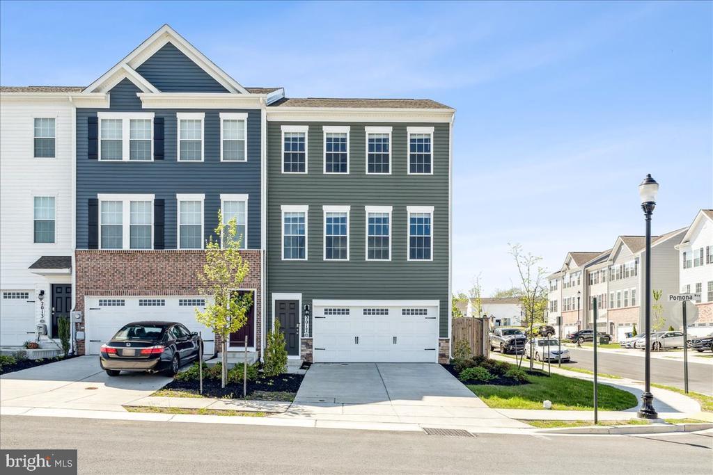 2017 Pomona Wy in Frederick, MD - Building Photo