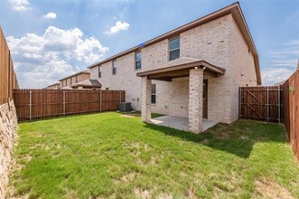 722 Rolling Terrace Cir in Granbury, TX - Building Photo - Building Photo