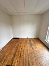 311 N Van Buren St in Bay City, MI - Building Photo - Building Photo