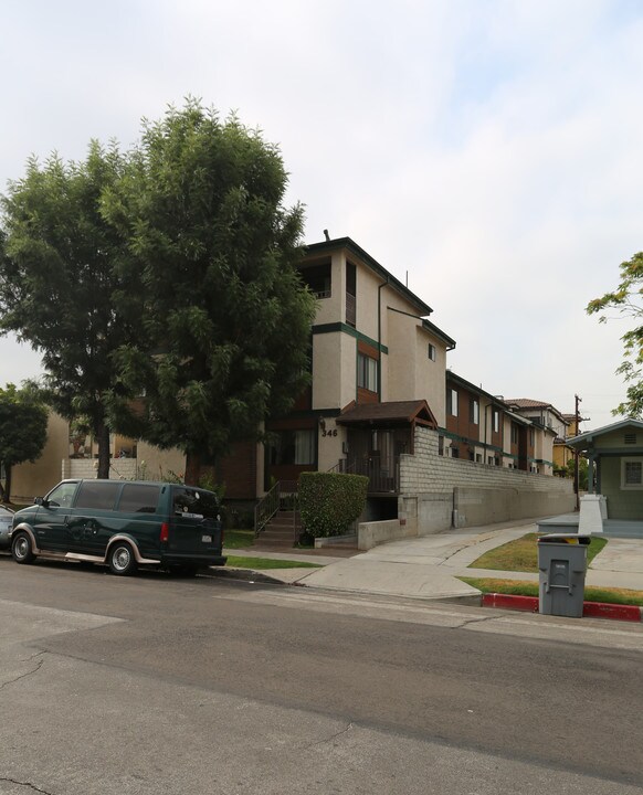 346 W Doran St in Glendale, CA - Building Photo