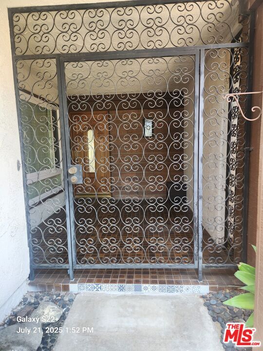 731 Starlight Heights Dr in La Canada Flintridge, CA - Building Photo - Building Photo