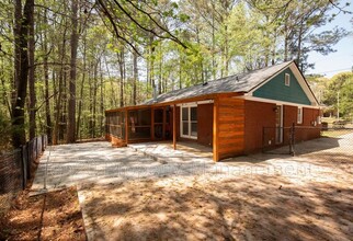 761 Grant Rd in Cataula, GA - Building Photo - Building Photo