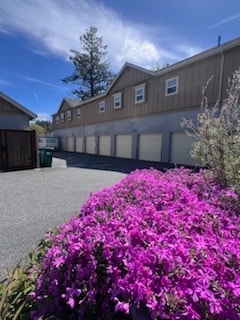property at 500 Granite Hill Ct