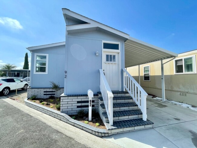 14352 Beach Blvd in Westminster, CA - Foto de edificio - Building Photo