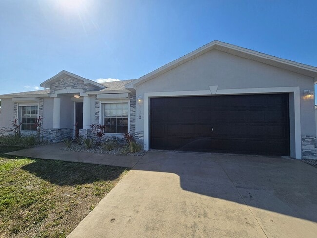 110 SE 46th Ln in Cape Coral, FL - Building Photo - Building Photo