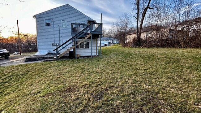 98 Richard St in Johnson City, NY - Building Photo - Building Photo