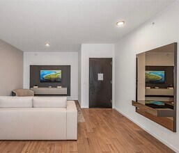 398 NE 5th St, Unit 2001 in Miami, FL - Building Photo - Building Photo