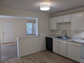 306 E Northview Ave in Wentzville, MO - Building Photo - Building Photo