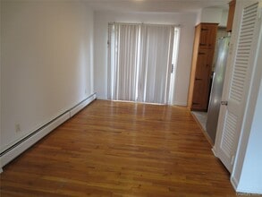 4 Oxford Ct in Suffern, NY - Building Photo - Building Photo