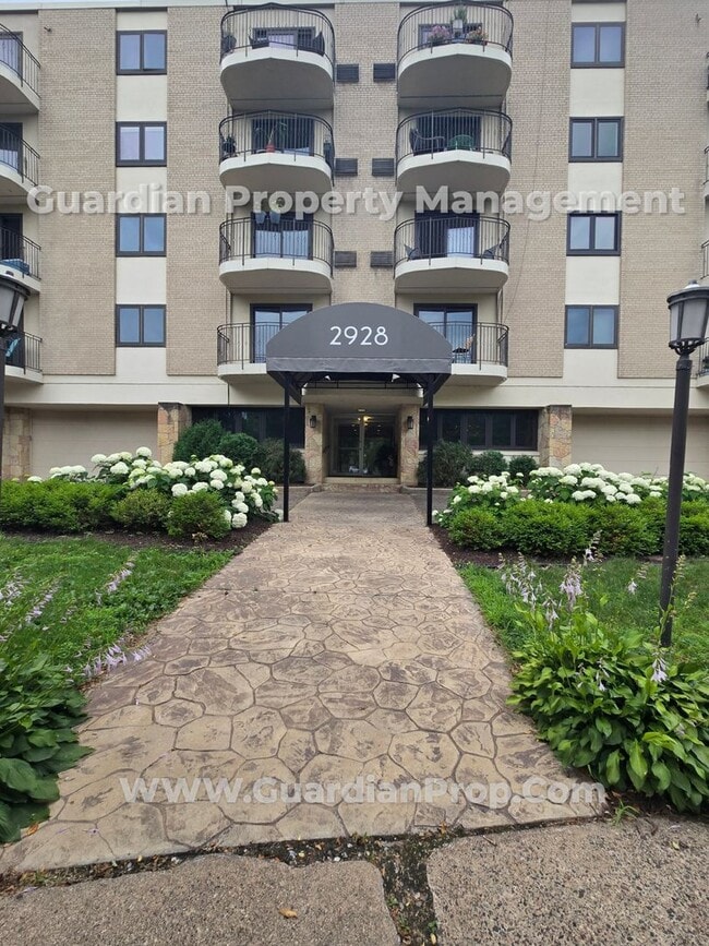 property at 2928 Dean Pkwy