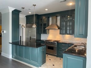 2657 N Clybourn Ave, Unit 2A in Chicago, IL - Building Photo - Building Photo