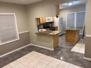 57 S Fulton St in Westbury, NY - Building Photo - Building Photo