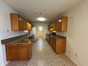 3422 Chisholm Trail in Killeen, TX - Building Photo - Building Photo