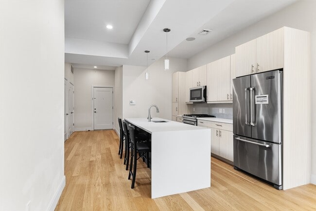 488 Dorchester Ave in Boston, MA - Building Photo - Building Photo